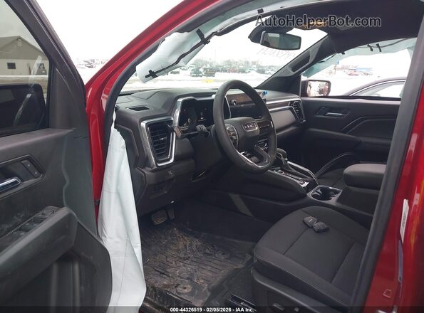 1GTP2BEKXT1133071 2026 GMC CANYON Burgundy Widok wnętrza z przodu
