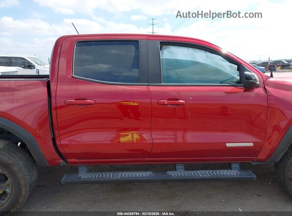 1GTP5BEKXR1260225 2024 GMC CANYON Red Widok wnętrza 360 stopni