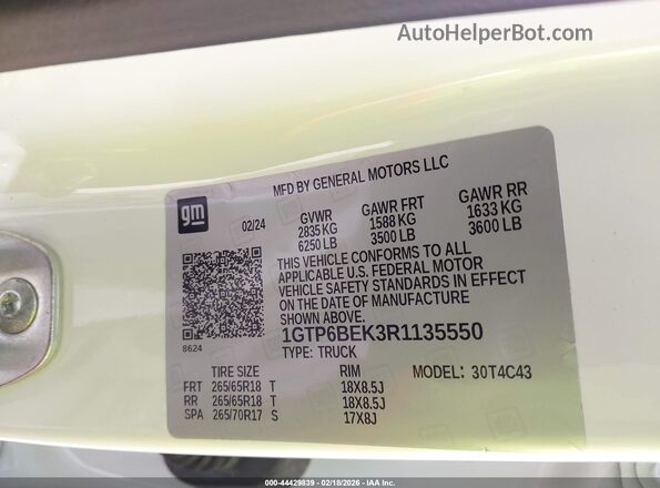 1GTP6BEK3R1135550 2024 GMC CANYON White 