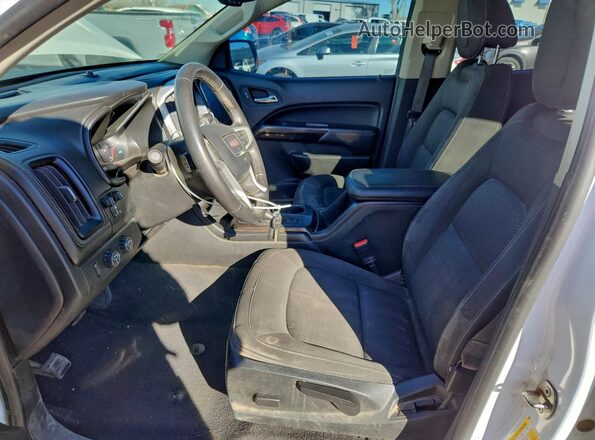 1GTP6CE11L1125975 2020 GMC CANYON White Вид салону спереду