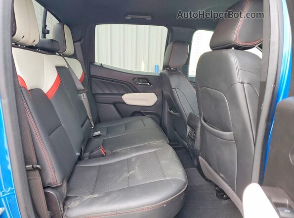 1GTP6EEK5R1230788 2024 GMC CANYON Blue Вид задніх сидінь