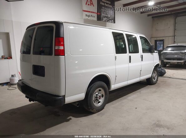 1GTW7AF71R1187384 2024 GMC SAVANA CARGO White Trasero derecho
