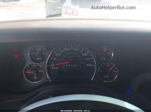 1GTW7AFFXH1124967 2017 GMC SAVANA 2500 White Вид задніх сидінь