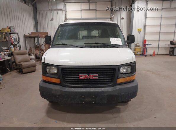 1GTW7AFG4G1258056 2016 GMC SAVANA 2500 White Widok zestawu wskaźników