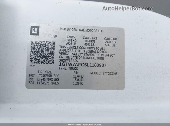 1GTW7AFG6L1180907 2020 GMC SAVANA CARGO Белый Вид подкапотного пространства