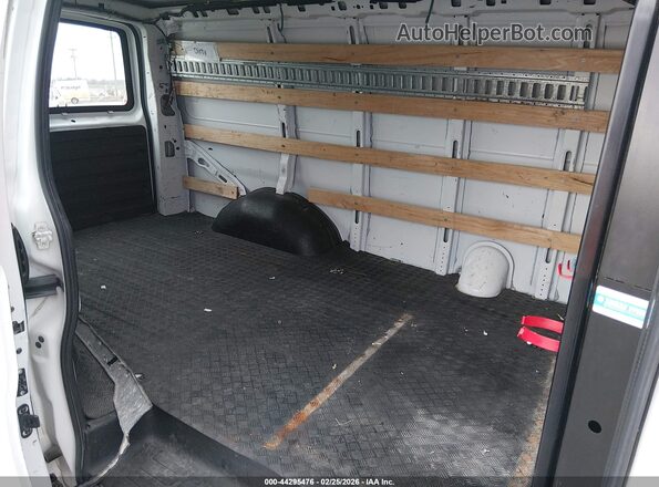 1GTW7AFG8K1294549 2019 GMC SAVANA 2500 Белый Вид наклейки с VIN-кодом