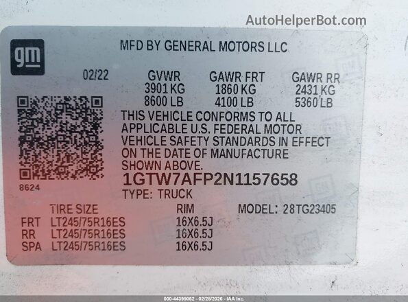 1GTW7AFP2N1157658 2022 GMC SAVANA CARGO Blue Engine compartment view