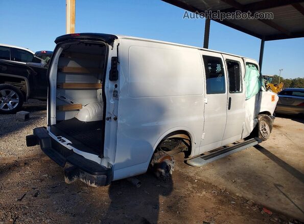 1GTW7AFP2S1237876 2025 GMC SAVANA Белый Задняя правая четверть