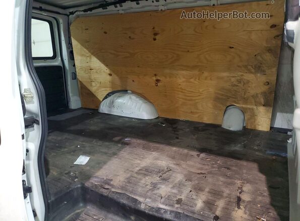 1GTW7AFP6P1151428 2023 GMC SAVANA White უკანა სალონის ხედი