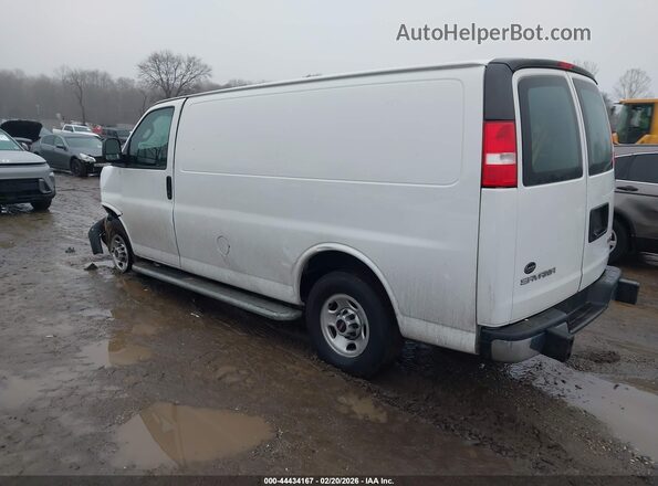 1GTW7AFPXN1255725 2022 GMC SAVANA CARGO White Rear left