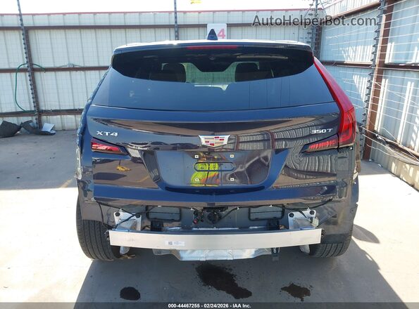 1GYAZAR41RF135823 2024 CADILLAC XT4 Gray 