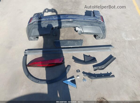 1GYAZAR41RF135823 2024 CADILLAC XT4 Gray Вид щитка приладів