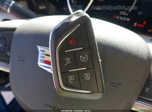 1GYAZAR41RF135823 2024 CADILLAC XT4 Gray Вид панелі приладів
