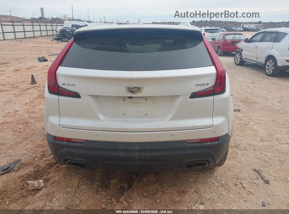 1GYAZAR44NF109646 2022 CADILLAC XT4 White 