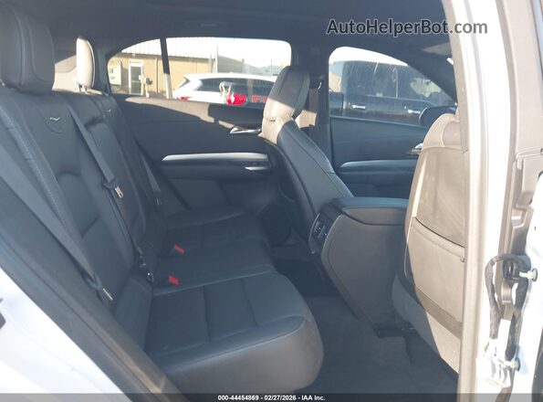 1GYFZCR41NF136949 2022 CADILLAC XT4 White 