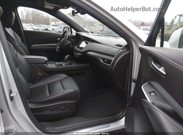 1GYFZDR42MF081688 2021 CADILLAC XT4 Gray Սալոնի դիմացի տեսք