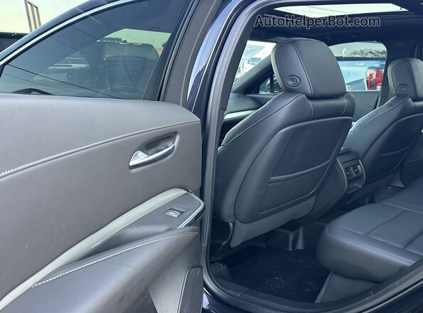 1GYFZDR43PF174188 2023 CADILLAC XT4 Black უკანა სალონის ხედი