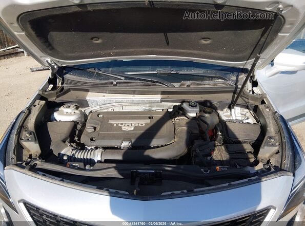 1GYFZDR45NF112255 2022 CADILLAC XT4 Silver Widok z tyłu