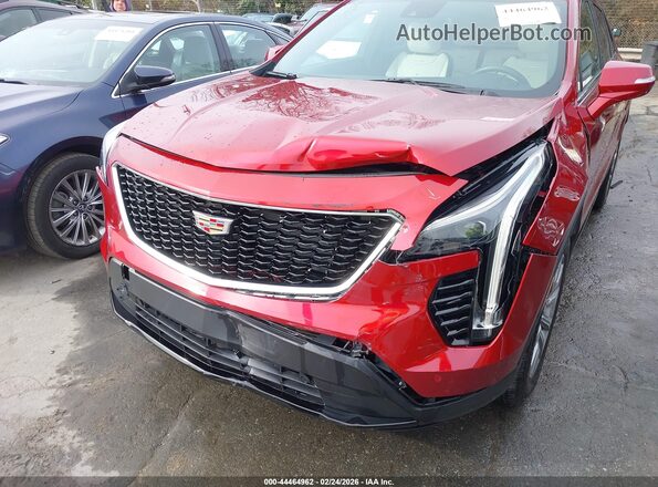 1GYFZER42PF201807 2023 CADILLAC XT4 Red Դիմացի տեսք