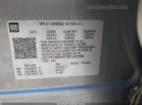 1GYFZER47SF160096 2025 CADILLAC XT4 Серебряный Вид подкапотного пространства