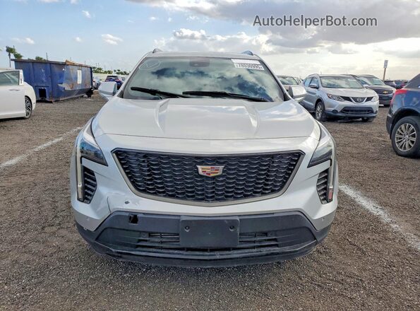 1GYFZFR41LF137789 2020 CADILLAC XT4 Silver Vista frontal