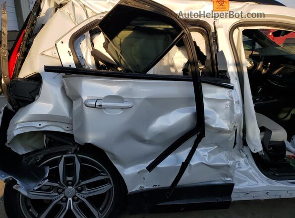 1GYFZFR49KF184907 2019 CADILLAC XT4 Белый 