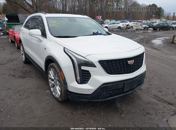 1GYFZFR4XPF103713 2023 CADILLAC XT4 White Вид спереду