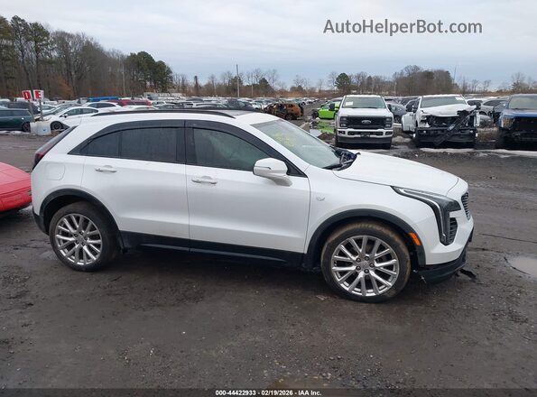 1GYFZFR4XPF103713 2023 CADILLAC XT4 White Вид задньої частини салону