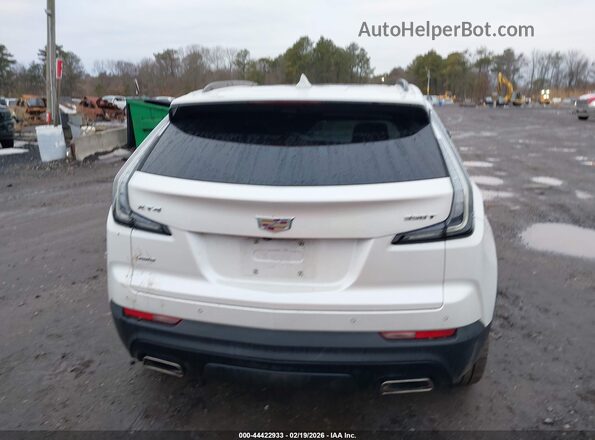 1GYFZFR4XPF103713 2023 CADILLAC XT4 White 