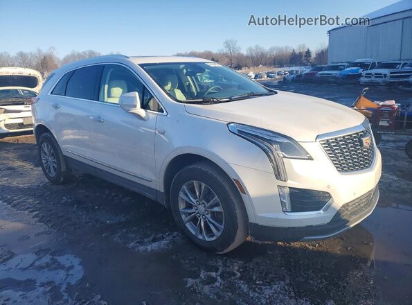 1GYKNDR48PZ129191 2023 CADILLAC XT5 White Delantero derecho