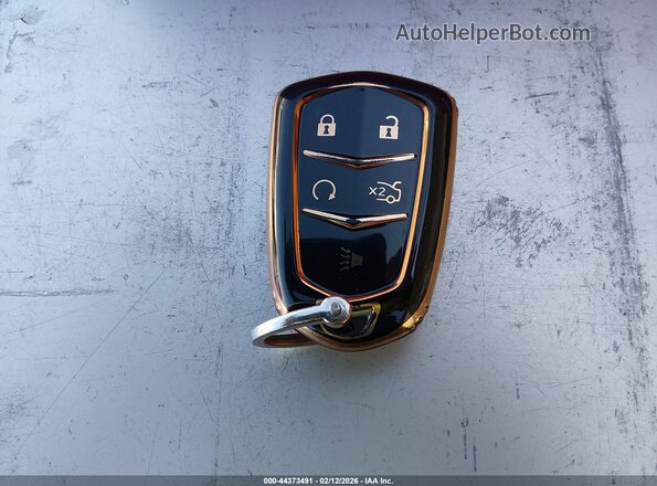 1GYKPCRS4LZ101241 2020 CADILLAC OTHER White Առջևի վահանակի տեսք