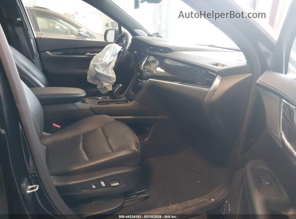 1GYKPDRS4NZ162811 2022 CADILLAC OTHER Черный Вид салона спереди