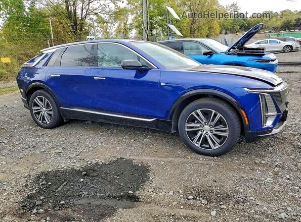 1GYKPPRL0RZ139476 2024 CADILLAC OTHER Blue წინა მარჯვენა