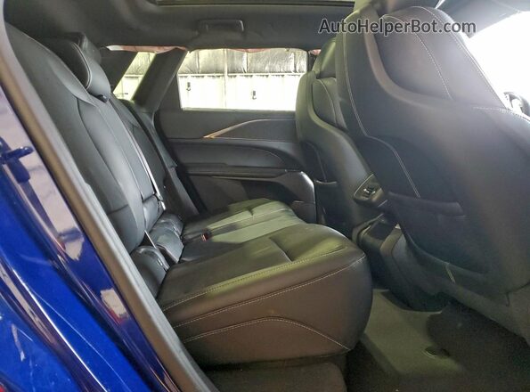 1GYKPPRL7RZ102103 2024 CADILLAC OTHER Blue Vista interior trasera