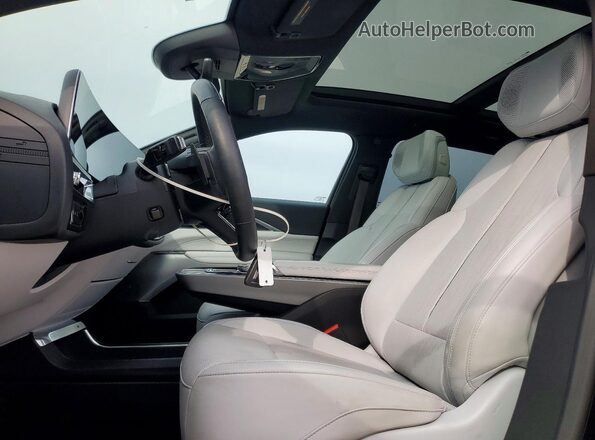 1GYKPWRK2RZ105900 2024 CADILLAC OTHER Black Front interior view