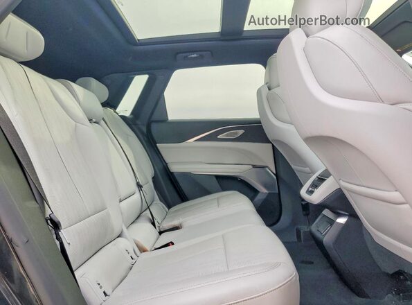 1GYKPWRK2RZ105900 2024 CADILLAC OTHER Black Rear interior view