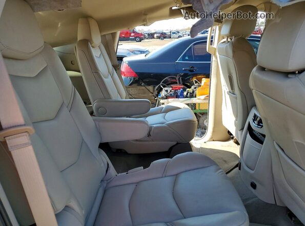1GYS3BKJ7HR396138 2017 CADILLAC ESCALADE Black Вид задніх сидінь