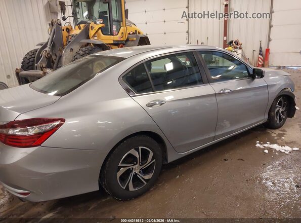 1HGCR2F38HA279642 2017 HONDA ACCORD Silver 