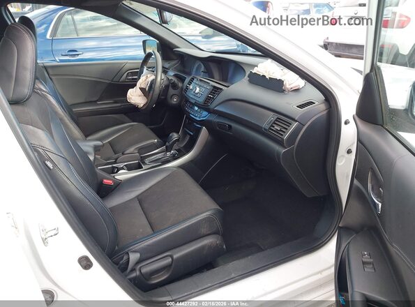 1HGCR2F56GA066396 2016 HONDA ACCORD White 