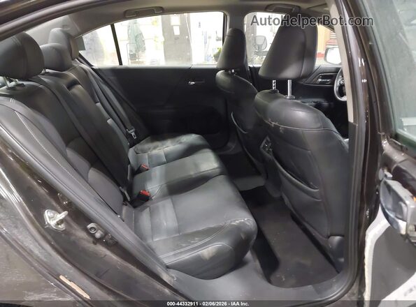 1HGCR3F92HA031302 2017 HONDA ACCORD Brown Вид наклейки з VIN-кодом