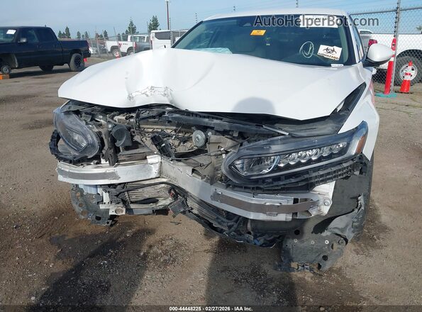 1HGCV1F11JA045868 2018 HONDA ACCORD White Դիմացի տեսք