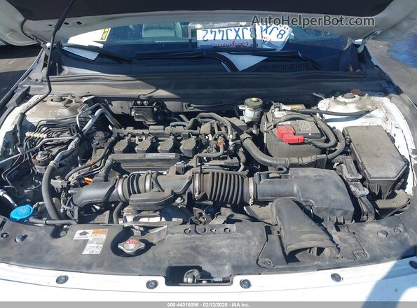 1HGCV1F34KA036259 2019 HONDA ACCORD White უკანა ხედი