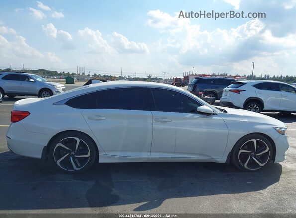 1HGCV1F38LA018252 2020 HONDA ACCORD White Вид задньої частини салону