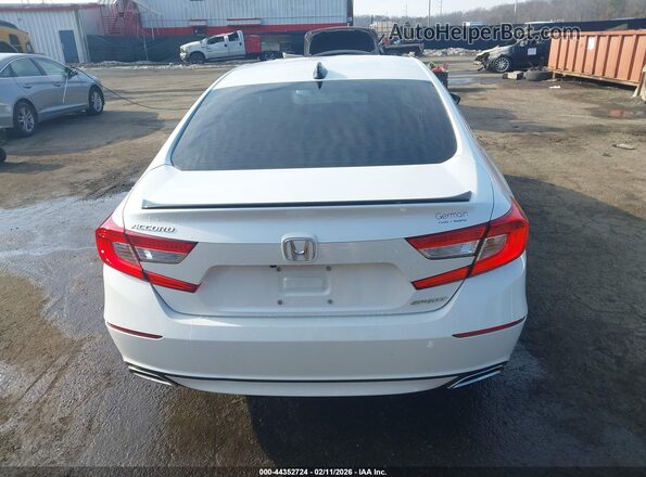 1HGCV1F39NA104026 2022 HONDA ACCORD White 