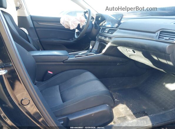 1HGCV1F45JA037833 2018 HONDA ACCORD Black წინა სალონის ხედი