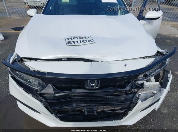 1HGCV2E35JA044067 2018 HONDA ACCORD Белый Вид сзади