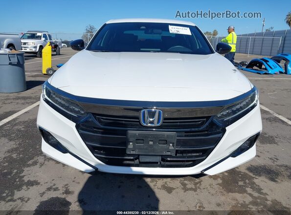 1HGCV3F27NA047361 2022 HONDA ACCORD White Вид задньої частини салону