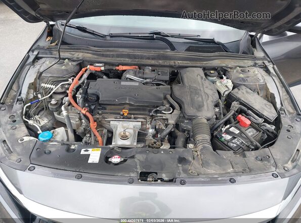 1HGCV3F52JA004938 2018 HONDA ACCORD HYBRID Gray 