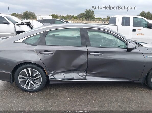 1HGCV3F52JA004938 2018 HONDA ACCORD HYBRID Gray 