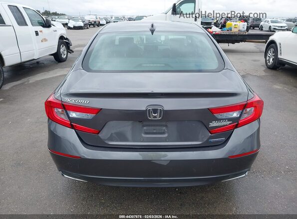 1HGCV3F52JA004938 2018 HONDA ACCORD HYBRID Gray 